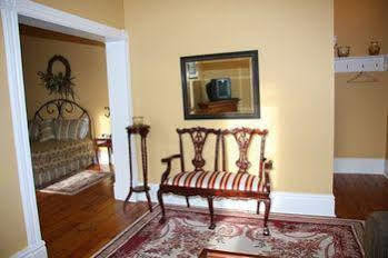 The Harbourfront Inn Saint Catharines Екстер'єр фото